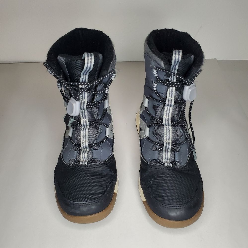 Merrell Snow Crush Waterproof Boot in Grey Size 4